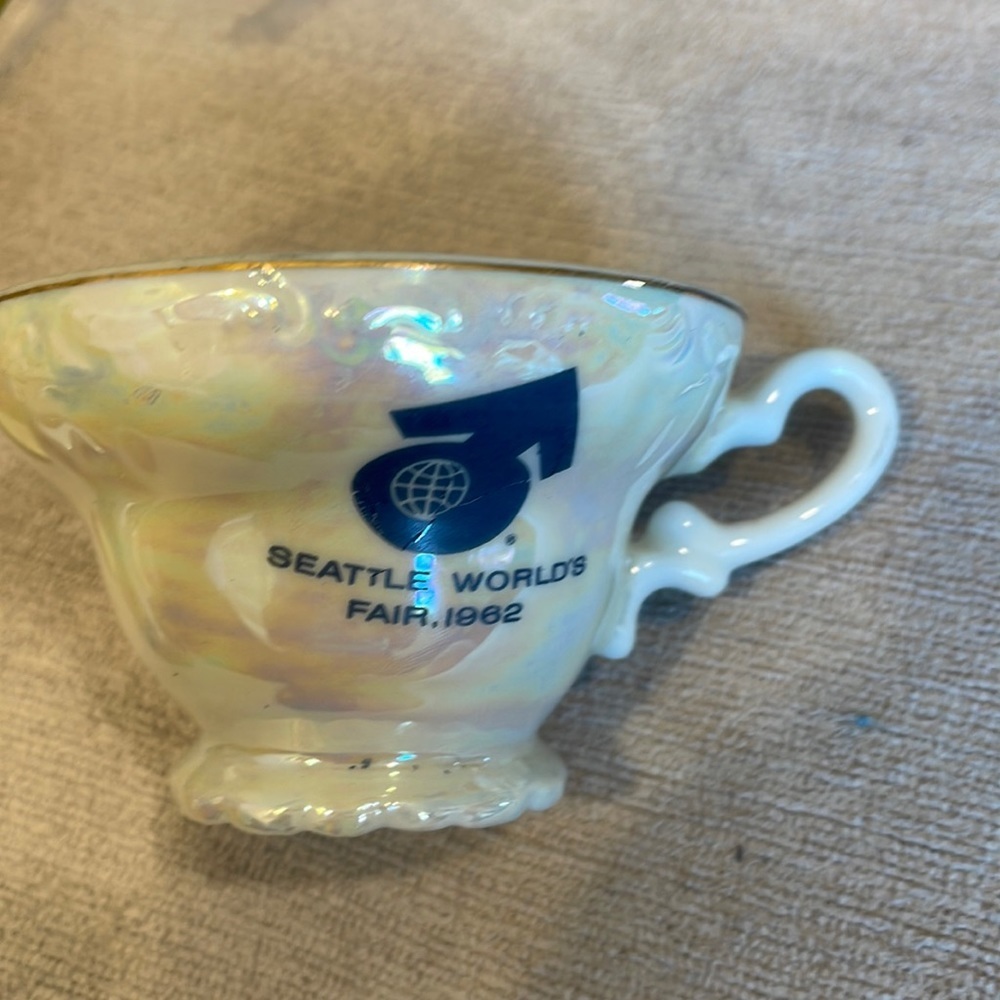- Vintage 1962 Seattle World's Fair Antique Tea Cup
